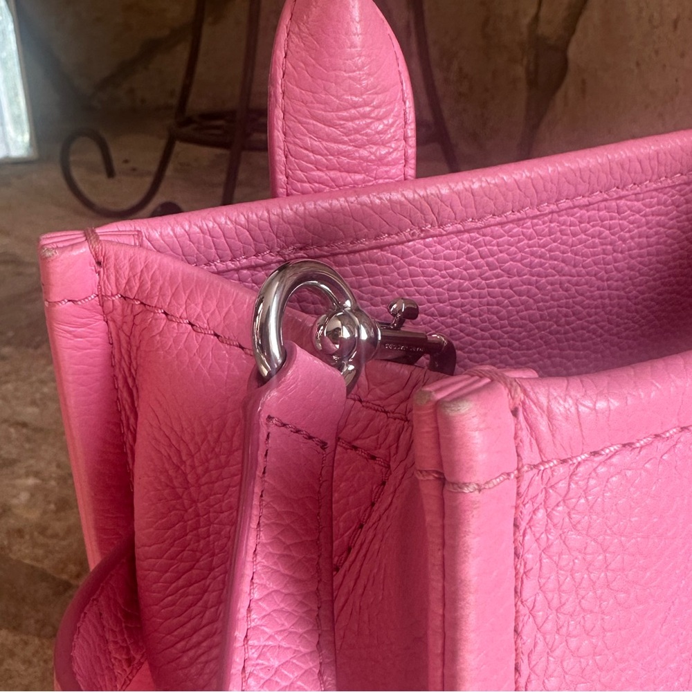 Marc Jacobs Leather The Tote Bag Small Pink - Picture 14 of 14